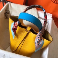Replica Handbag Store Bicolor Picotin Lock PM 18cm Yellow Bag Replica Handbag Store Bicolor Picotin Lock PM 18cm Yellow Bag