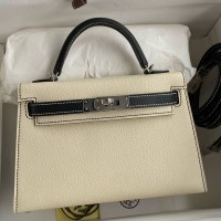 Replica Handbag Store Kelly Mini II Sellier Bicolor Handmade Bag in Nata and Black Epsom Calfskin