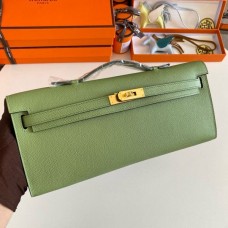 Replica Handbag Store Kelly Cut Handmade Bag in Vert Criquet Epsom Calfskin Replica Handbag Store Kelly Cut Handmade Bag in Vert Criquet Epsom Calfskin