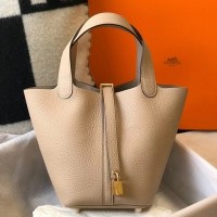 Replica Handbag Store Picotin Lock 18 Bag In Trench Clemence Leather Replica Handbag Store Picotin Lock 18 Bag In Trench Clemence Leather