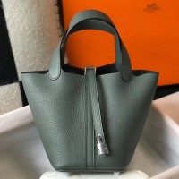 Replica Handbag Store Picotin Lock 18 Bag In Vert Amande Clemence Leather Replica Handbag Store Picotin Lock 18 Bag In Vert Amande Clemence Leather