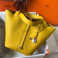 Replica Handbag Store Picotin Lock 22 Bag In Yellow Clemence Leather