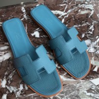 Replica Handbag Store Oran Slide Sandals In Blue du Nord Epsom Calfskin Replica Handbag Store Oran Slide Sandals In Blue du Nord Epsom Calfskin