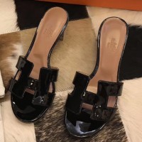 Replica Handbag Store Oasis Sandals In Black Patent Calfskin